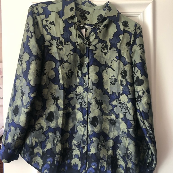 Banana Republic Floral Blouse - Picture 2 of 6